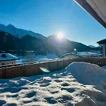 Gemuetliches Seefeld And Chill Calm Im Zentrum, Netflix & Wlan For Free! Appartement