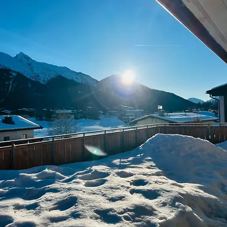 Gemuetliches Seefeld And Chill Calm Im Zentrum, Netflix & Wlan For Free! Apartment