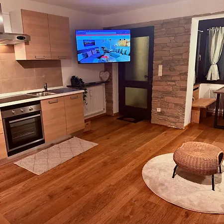 Gemuetliches Seefeld And Chill Calm Im Zentrum, Netflix & Wlan For Free! Apartment