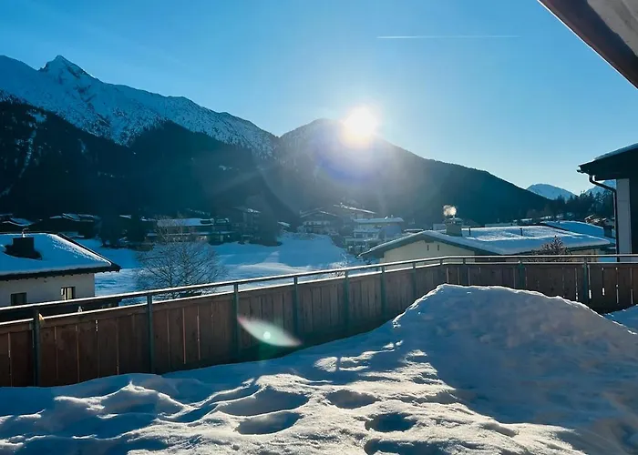 Gemuetliches Seefeld And Chill Calm Im Zentrum, Netflix & Wlan For Free! Апартаменты