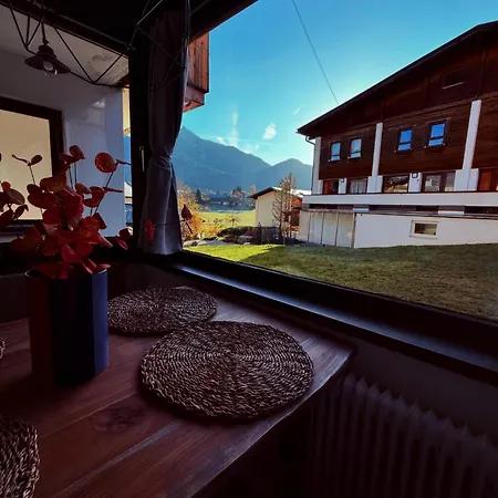 Apartamento Gemuetliches Seefeld And Chill Calm Im Zentrum, Netflix & Wlan For Free! *